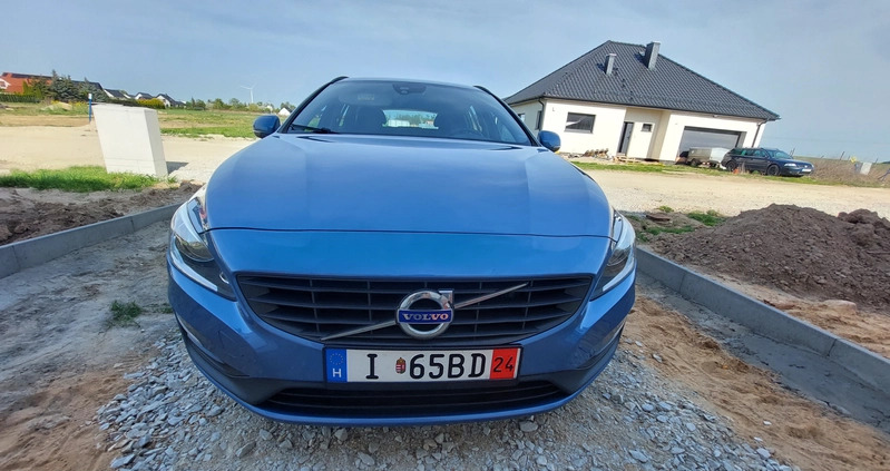 Volvo V60 cena 42900 przebieg: 163200, rok produkcji 2016 z Grodków małe 742